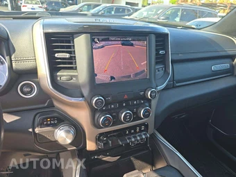 2019 Ram 1500 Laramie Crew Cab Short Bed - miniatura 10