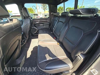 2019 Ram 1500 Laramie Crew Cab Short Bed - miniatura 13