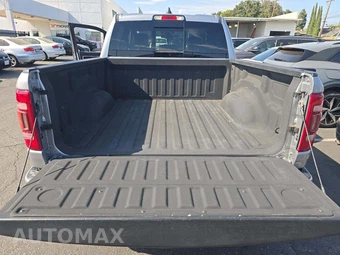 2019 Ram 1500 Laramie Crew Cab Short Bed - miniatura 14