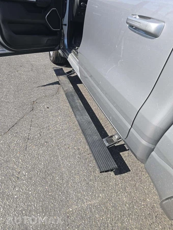 2019 Ram 1500 Laramie Crew Cab Short Bed - miniatura 29