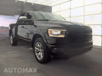 2019 Ram 1500 Laramie Crew Cab Short Bed - miniatura 3