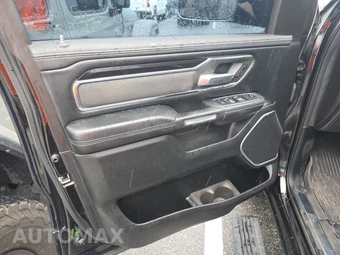 2019 Ram 1500 Laramie Crew Cab Short Bed - miniatura 9