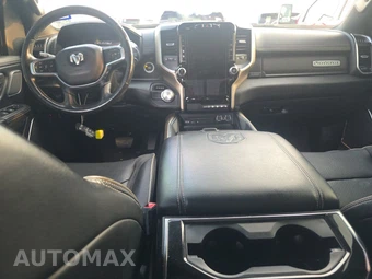 2019 Ram 1500 Laramie Crew Cab Short Bed - miniatura 11