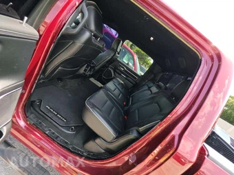 2019 Ram 1500 Laramie Crew Cab Short Bed - miniatura 13
