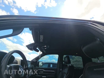 2019 Ram 1500 Laramie Crew Cab Short Bed - miniatura 20