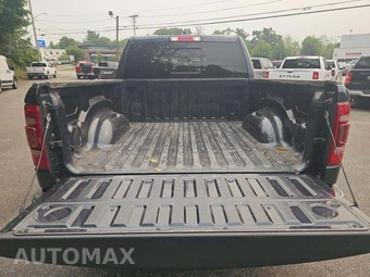 2019 Ram 1500 Laramie Crew Cab Short Bed – miniatura 11