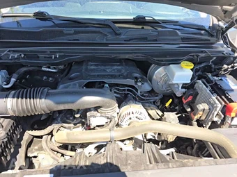 2019 Ram 1500 Laramie Crew Cab Short Bed - miniatura 21