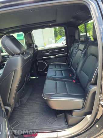 2019 Ram 1500 Laramie Crew Cab Short Bed - miniatura 10