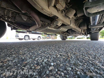 2019 Ram 1500 Laramie Crew Cab Short Bed - miniatura 4