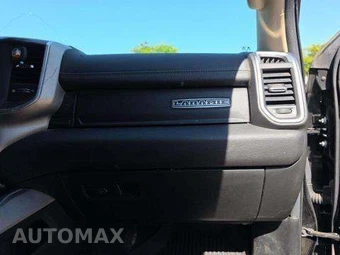 2019 Ram 1500 Laramie Crew Cab Short Bed – miniatura 20