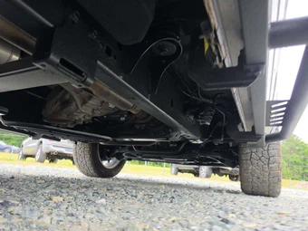2019 Ram 1500 Laramie Crew Cab Short Bed - miniatura 14