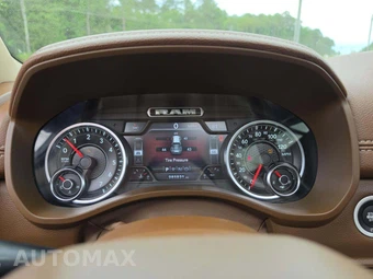 2019 Ram 1500 Laramie Crew Cab Short Bed - miniatura 6