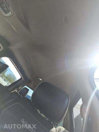 2019 Ram 1500 Laramie Crew Cab Short Bed - miniatura 11