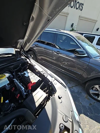 2019 Ram 1500 Laramie Crew Cab Short Bed - miniatura 22