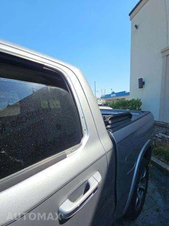 2019 Ram 1500 Laramie Crew Cab Short Bed - miniatura 24