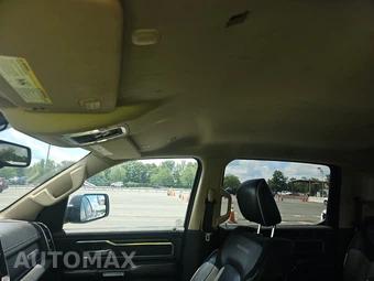 2019 Ram 1500 Laramie Crew Cab Short Bed - miniatura 17