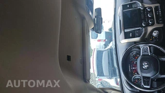 2019 Ram 1500 Laramie Crew Cab Short Bed - miniatura 31