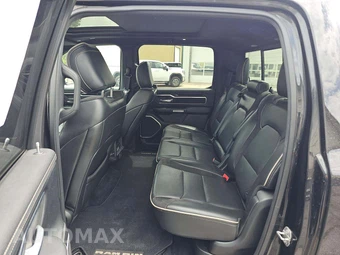 2019 Ram 1500 Laramie Crew Cab Short Bed - miniatura 13