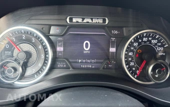 2019 Ram 1500 Laramie Crew Cab Short Bed - miniatura 11