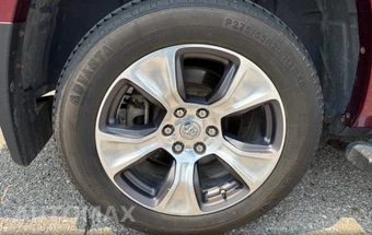 2019 Ram 1500 Laramie Crew Cab Short Bed - miniatura 26