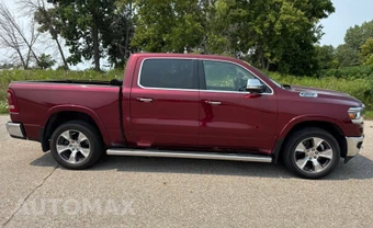 2019 Ram 1500 Laramie Crew Cab Short Bed - miniatura 4