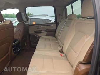 2019 Ram 1500 Laramie Crew Cab Short Bed - miniatura 13