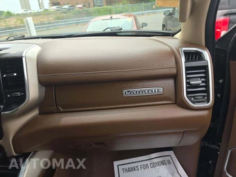 2019 Ram 1500 Laramie Crew Cab Short Bed - miniatura 19