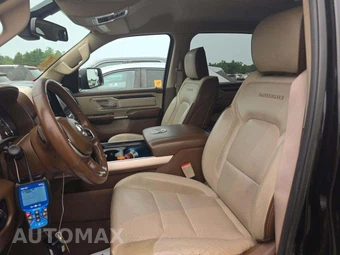 2019 Ram 1500 Laramie Crew Cab Short Bed - miniatura 6