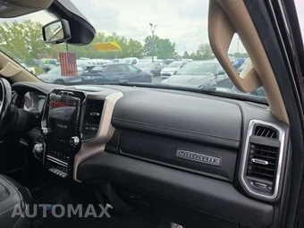 2019 Ram 1500 Laramie Crew Cab Short Bed - miniatura 19