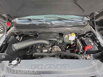 2019 Ram 1500 Laramie Crew Cab Short Bed - miniatura 12