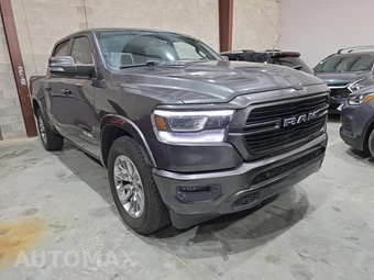2019 Ram 1500 Laramie Crew Cab Short Bed - miniatura 3