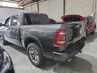 2019 Ram 1500 Laramie Crew Cab Short Bed - miniatura 6