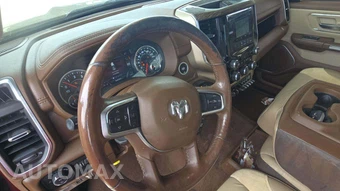 2019 Ram 1500 Laramie Crew Cab Short Bed - miniatura 21