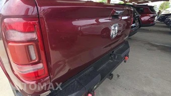 2019 Ram 1500 Laramie Crew Cab Short Bed - miniatura 38