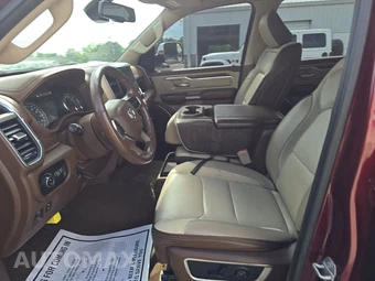 2019 Ram 1500 Laramie Crew Cab Short Bed - miniatura 7
