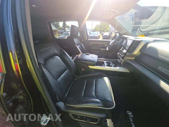 2019 Ram 1500 Laramie Crew Cab Short Bed – miniatura 18