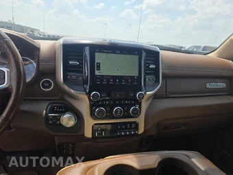 2019 Ram 1500 Laramie Crew Cab Short Bed - miniatura 11