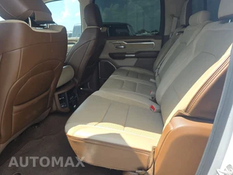 2019 Ram 1500 Laramie Crew Cab Short Bed - miniatura 13