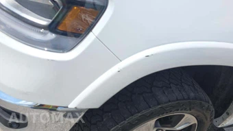 2019 Ram 1500 Laramie Crew Cab Short Bed - miniatura 36