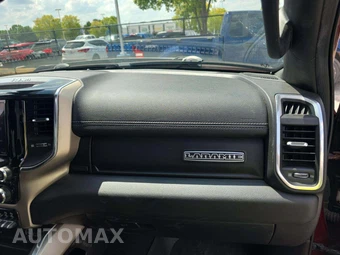 2019 Ram 1500 Laramie Crew Cab Short Bed - miniatura 19