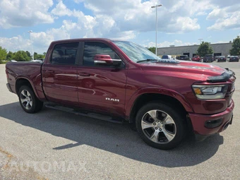 2019 Ram 1500 Laramie Crew Cab Short Bed - miniatura 4
