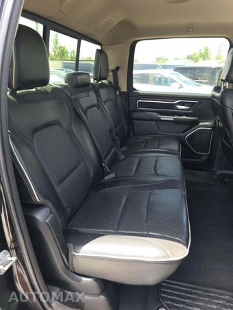 2019 Ram 1500 Laramie Crew Cab Short Bed - miniatura 16