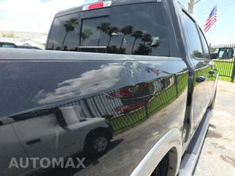 2019 Ram 1500 Laramie Crew Cab Short Bed - miniatura 21