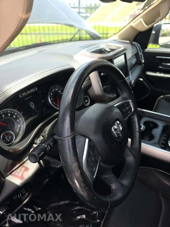 2019 Ram 1500 Laramie Crew Cab Short Bed - miniatura 22