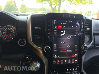 2019 Ram 1500 Laramie Crew Cab Short Bed - miniatura 10