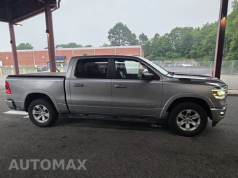 2019 Ram 1500 Laramie Crew Cab Short Bed - miniatura 14