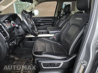2019 Ram 1500 Laramie Crew Cab Short Bed - miniatura 4