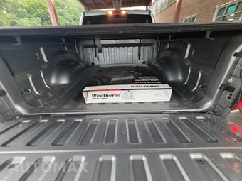 2019 Ram 1500 Laramie Crew Cab Short Bed - miniatura 8