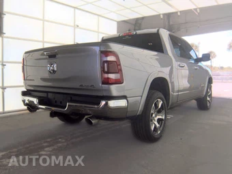 2019 Ram 1500 Laramie Crew Cab Short Bed - miniatura 4