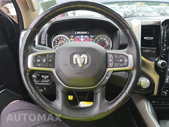 2019 Ram 1500 Laramie Crew Cab Short Bed - miniatura 15